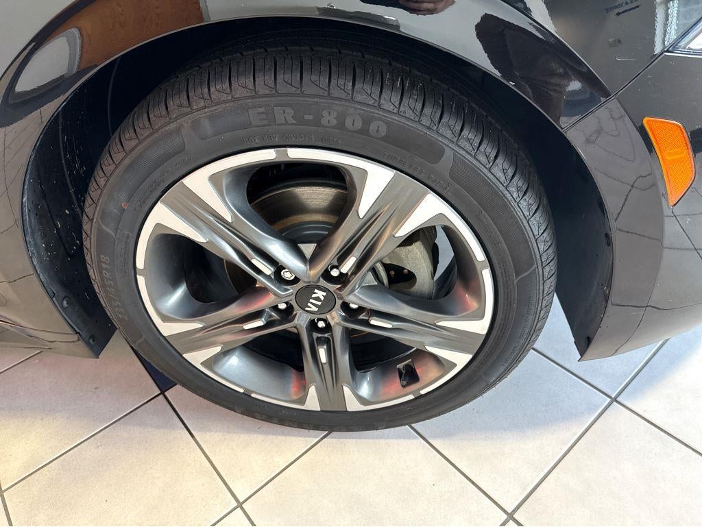 2021 Kia K5 EX
