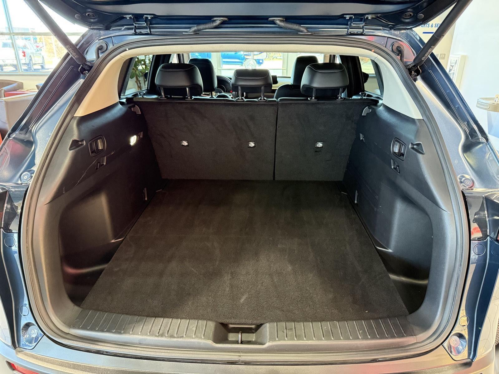 2025 Mazda Mazda CX-50 2.5 S Preferred Package