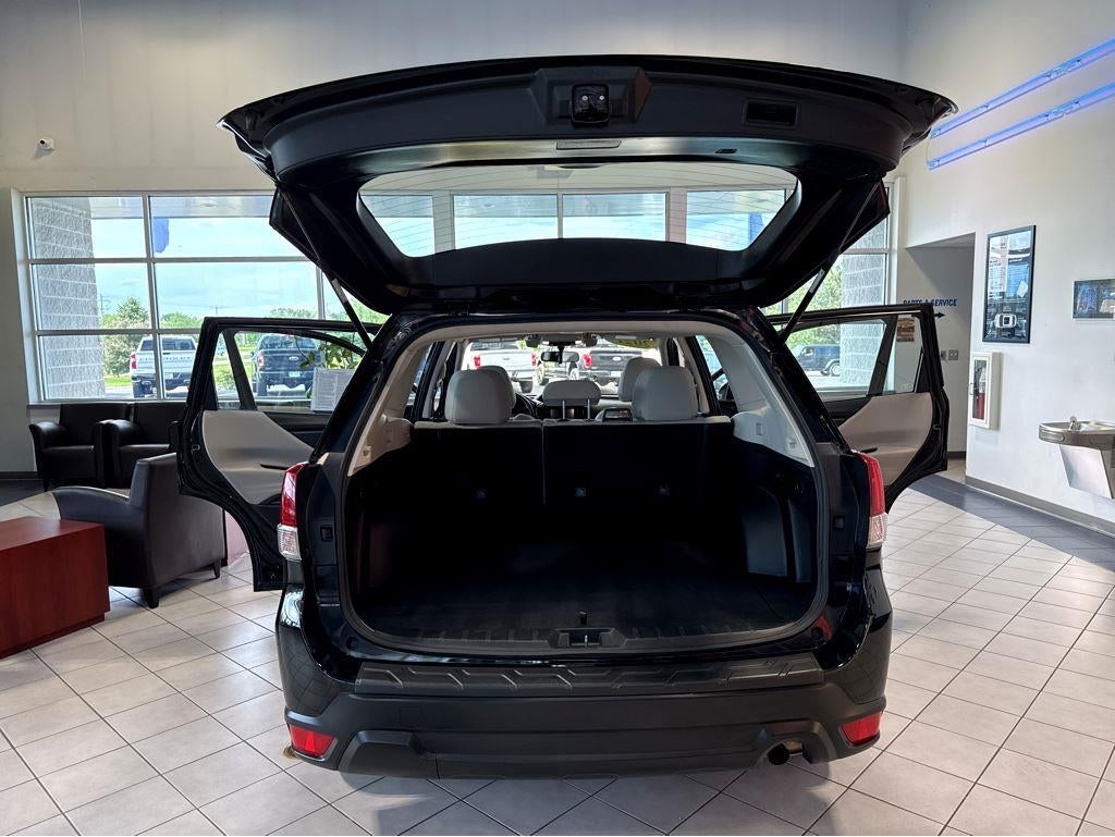 2021 Subaru Forester Base