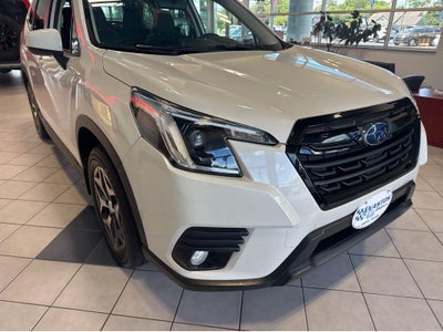 2023 Subaru FORESTER P Base