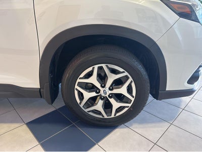 2023 Subaru FORESTER P Base