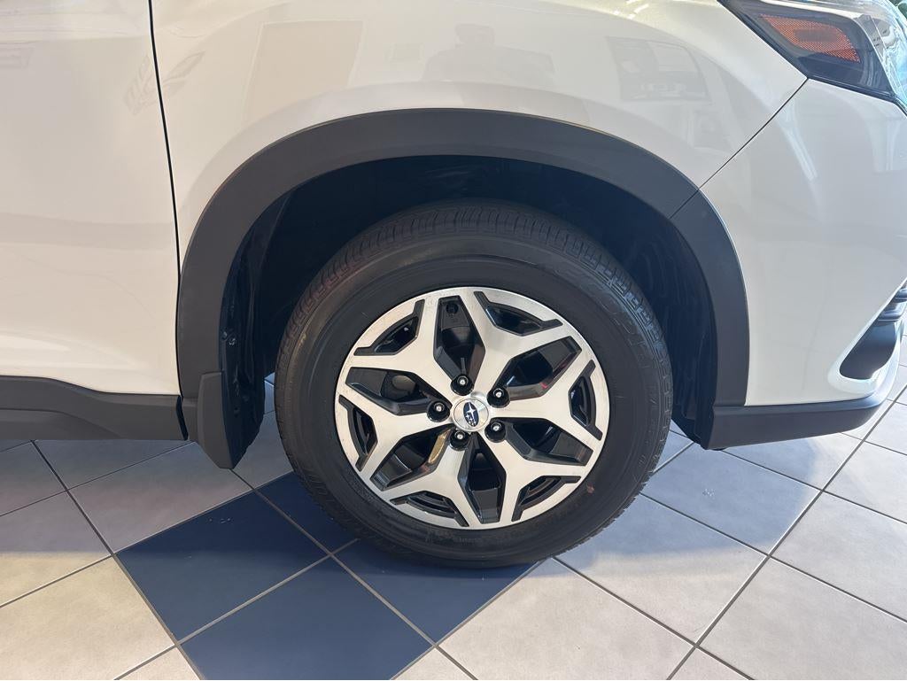 2023 Subaru FORESTER P Base