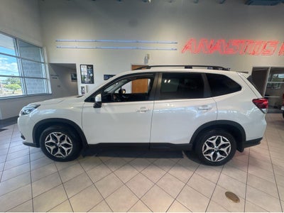 2023 Subaru FORESTER P Base