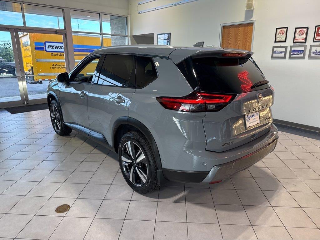 2024 Nissan Rogue SL
