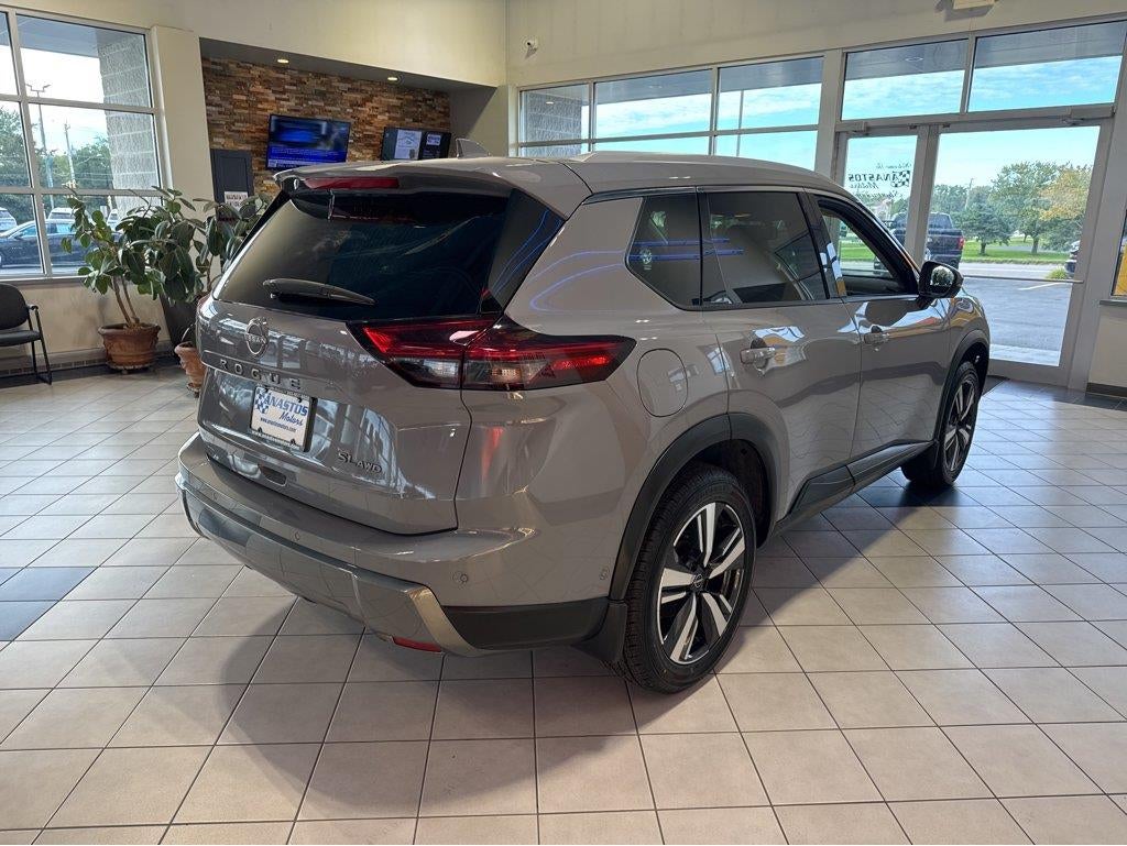 2024 Nissan Rogue SL