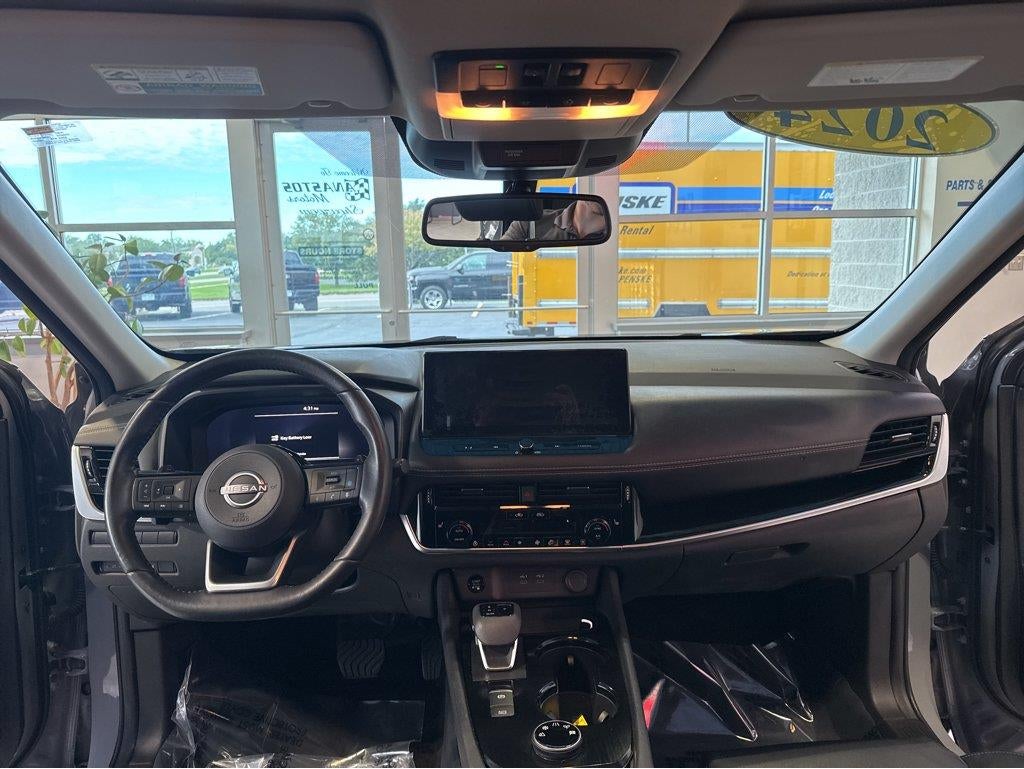 2024 Nissan Rogue SL