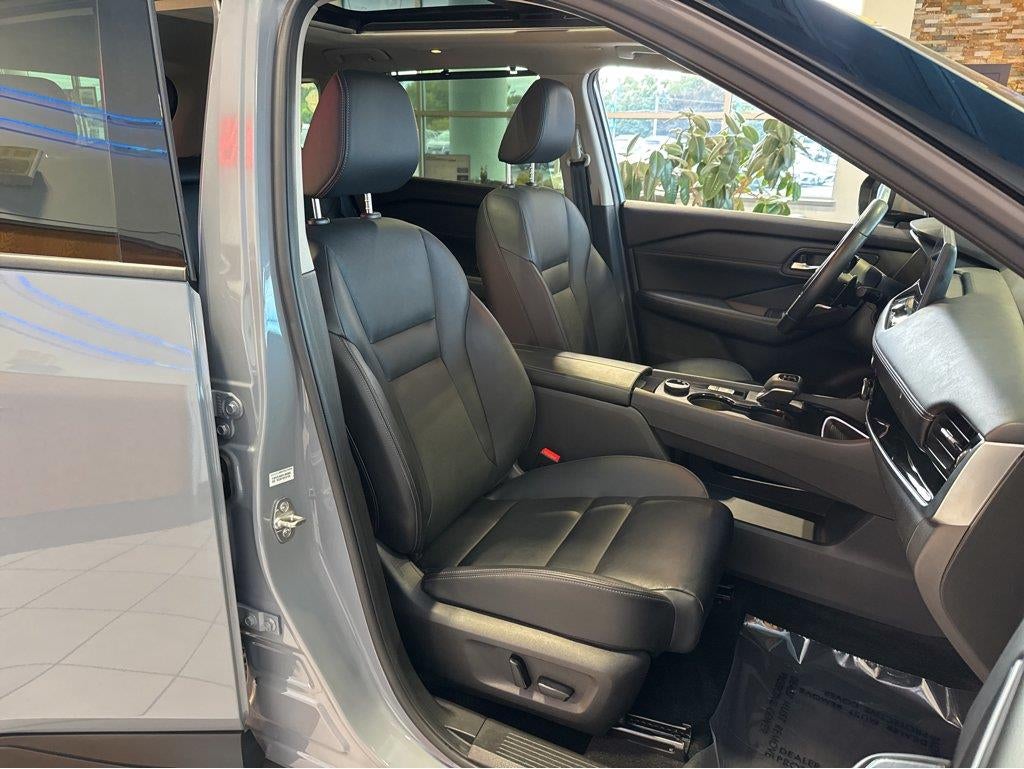 2024 Nissan Rogue SL