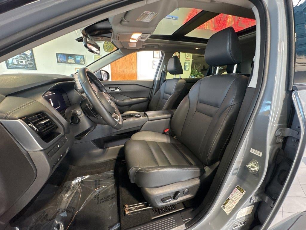 2024 Nissan Rogue SL