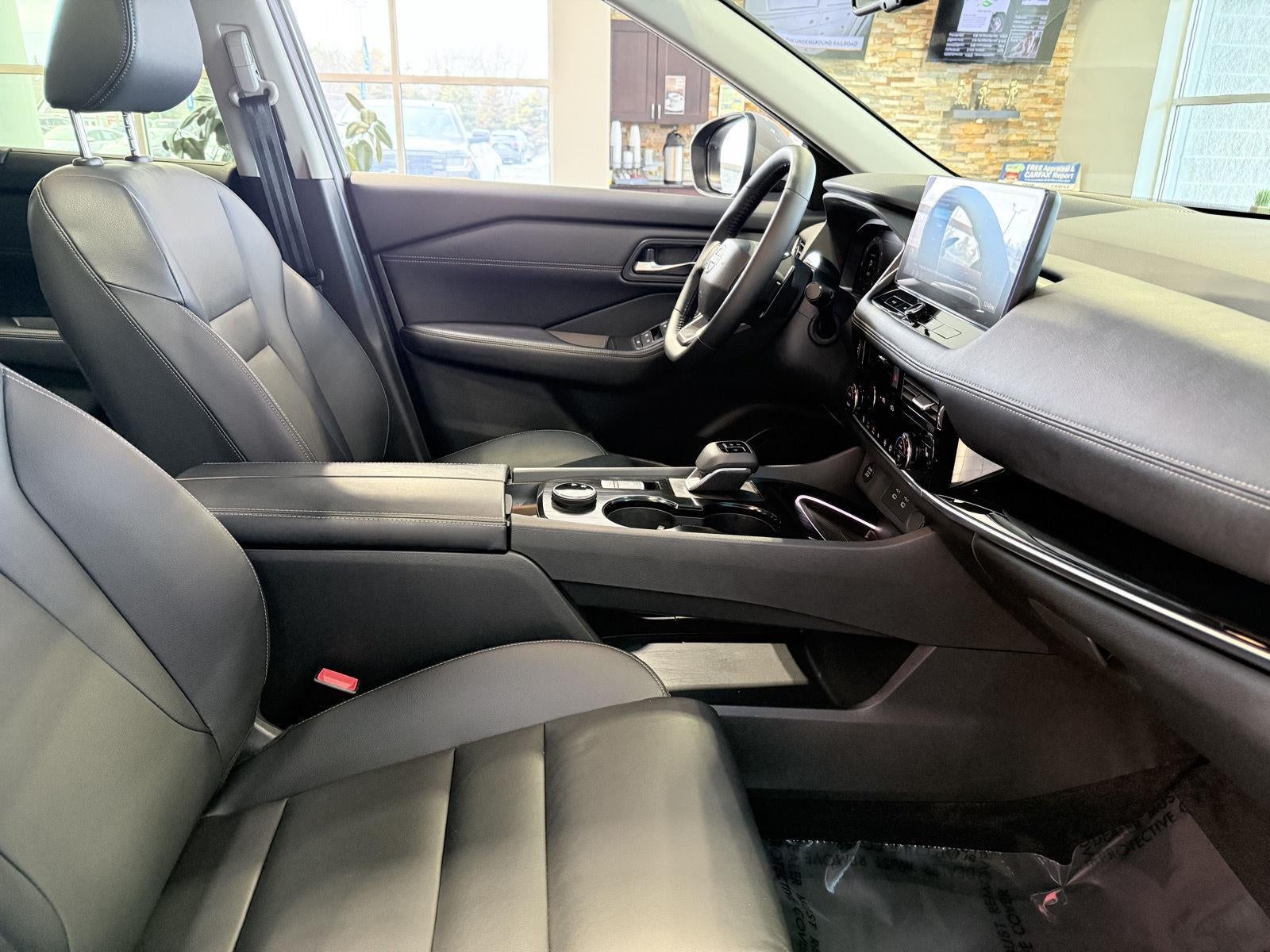 2025 Nissan Rogue SL