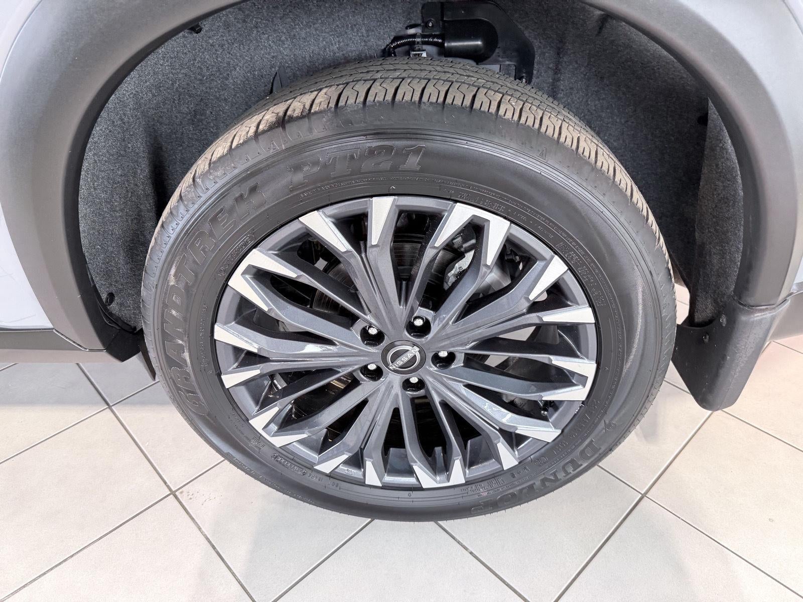 2025 Nissan Rogue SL