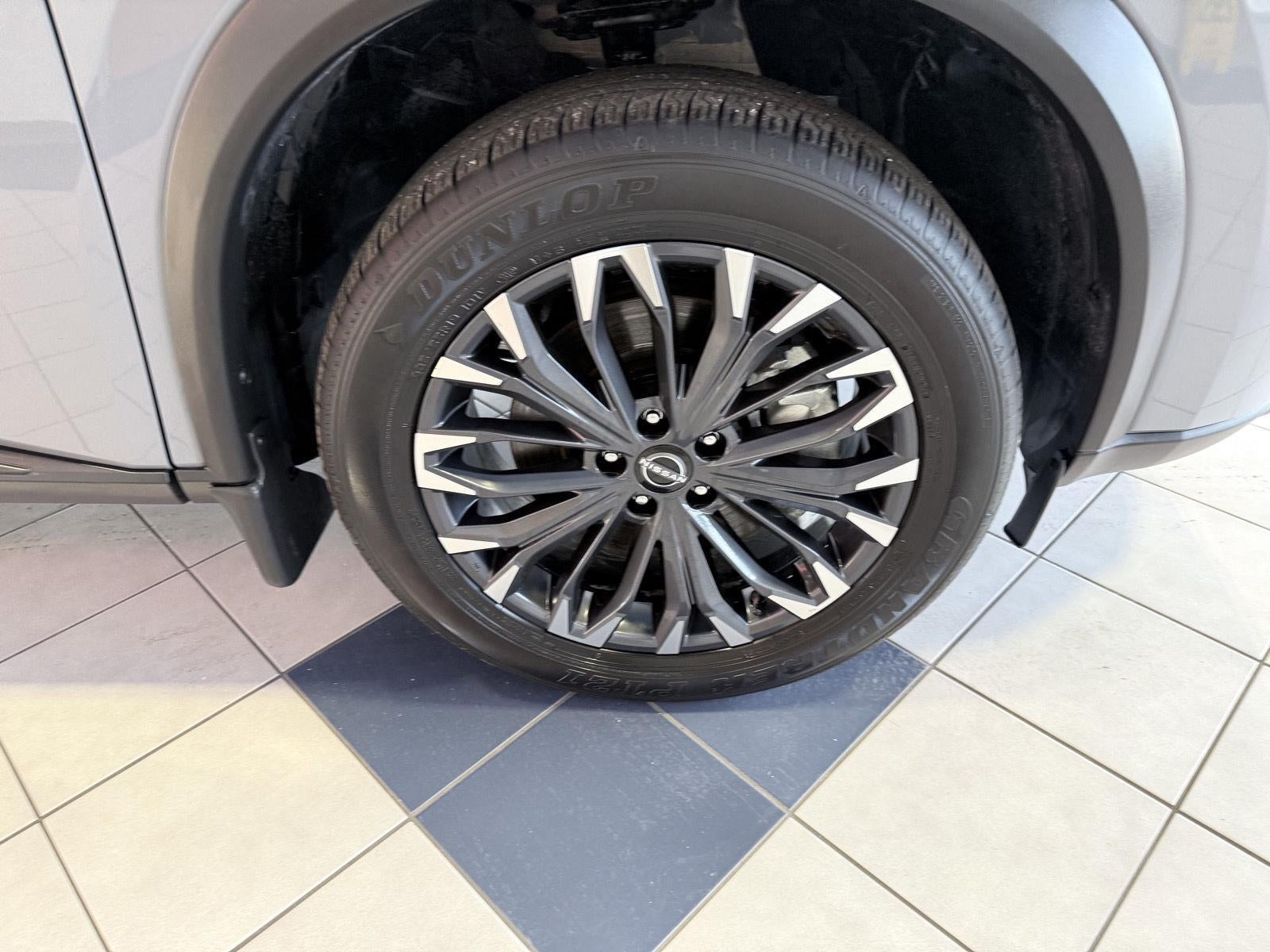 2025 Nissan Rogue SL