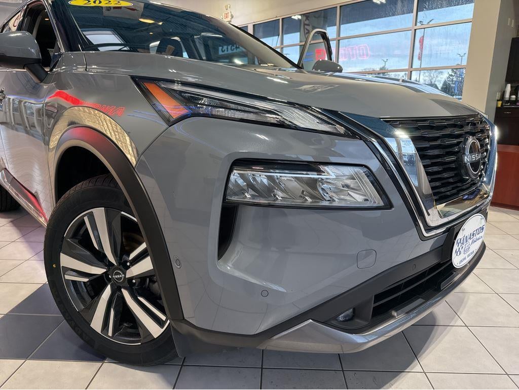 2022 Nissan Rogue SL