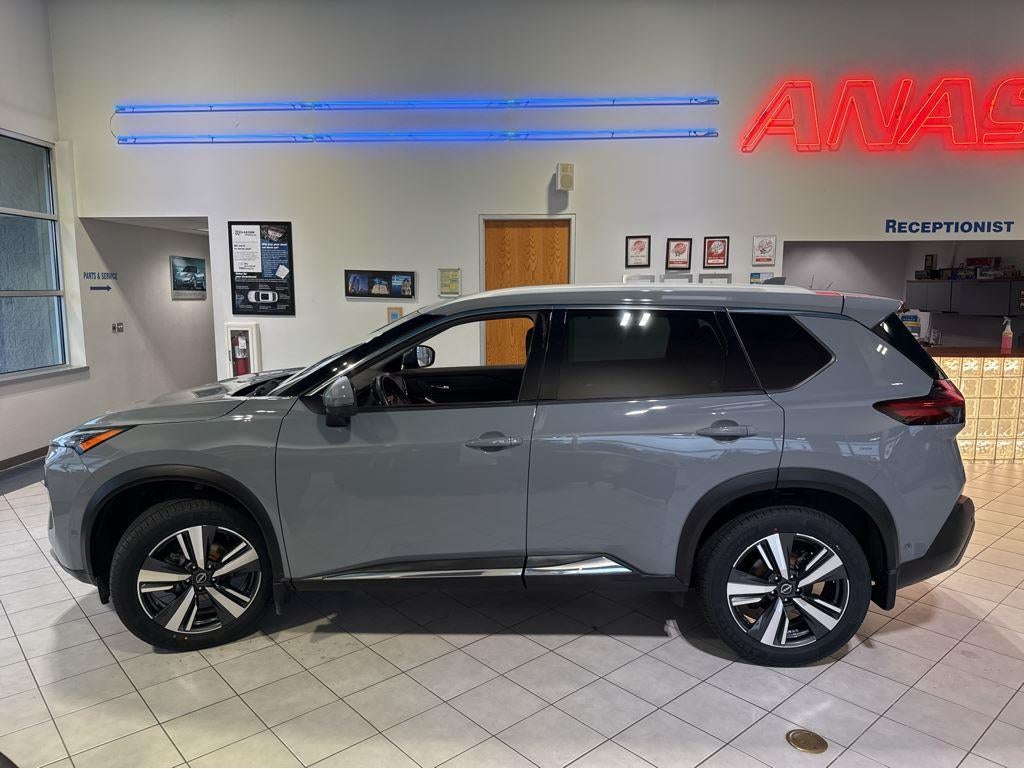 2022 Nissan Rogue SL