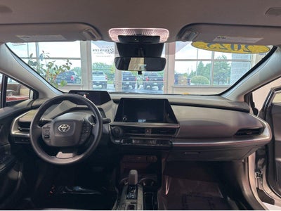2025 Toyota Prius LE