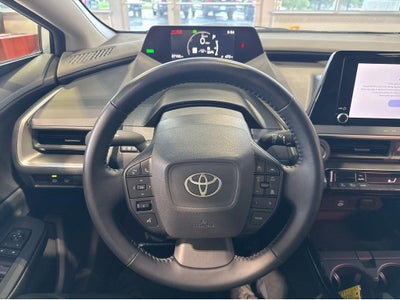 2025 Toyota Prius LE