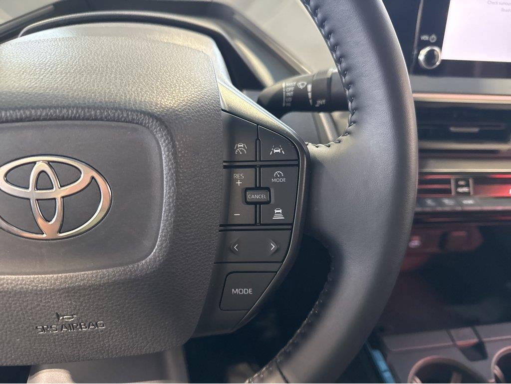 2025 Toyota Prius LE