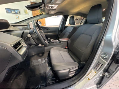 2025 Toyota Prius LE