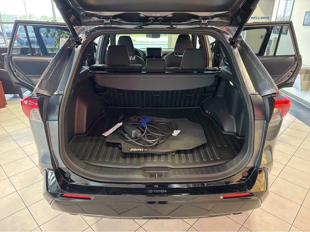 2023 Toyota RAV4 Prime SE