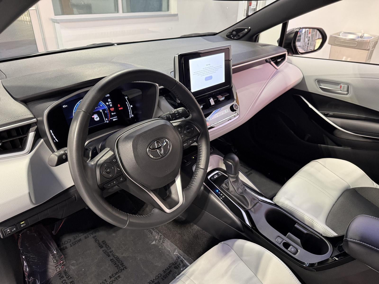 2024 Toyota Corolla Hatchback XSE