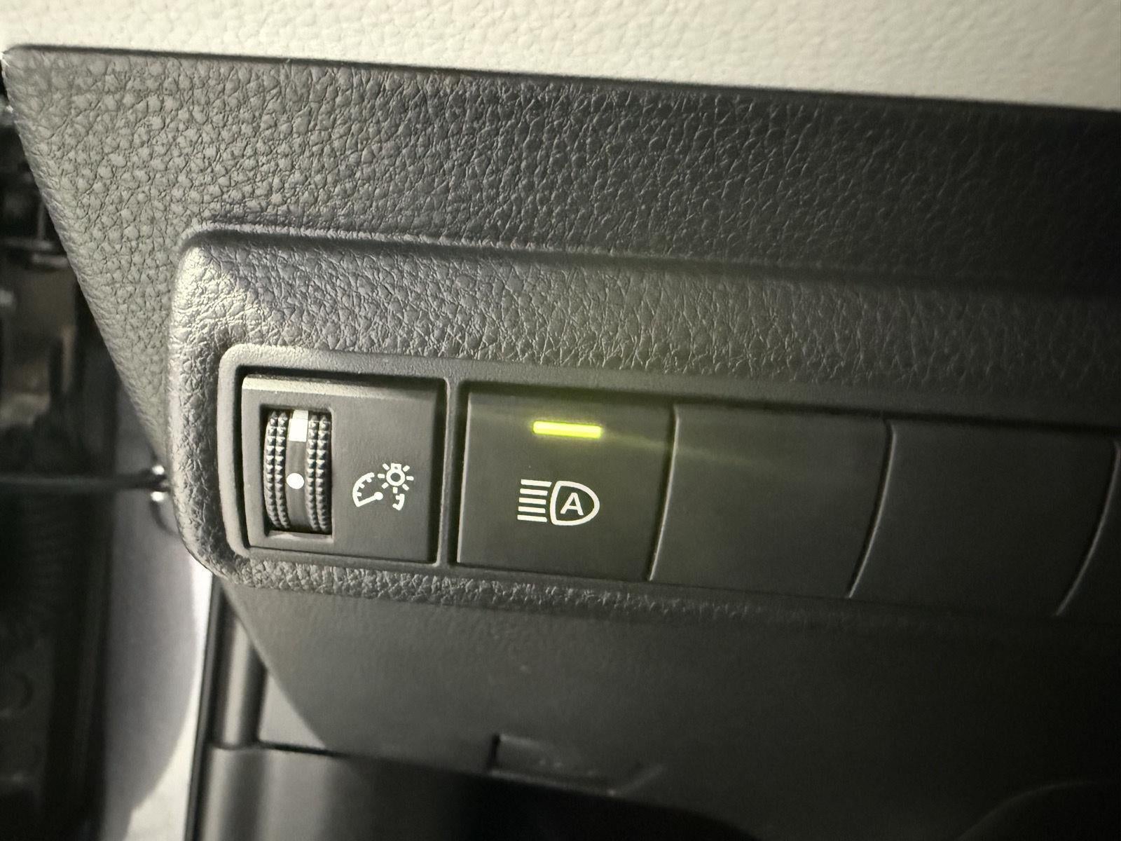 2024 Toyota Corolla Hatchback XSE