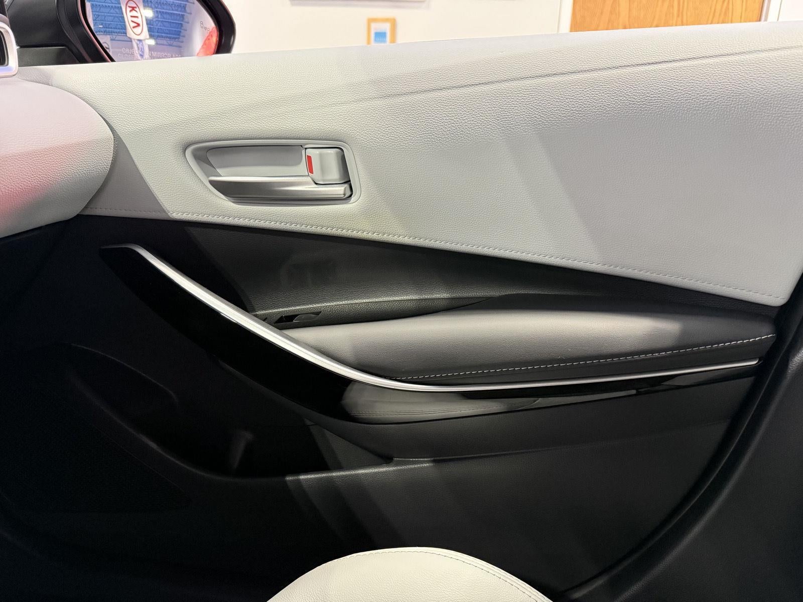 2024 Toyota Corolla Hatchback XSE