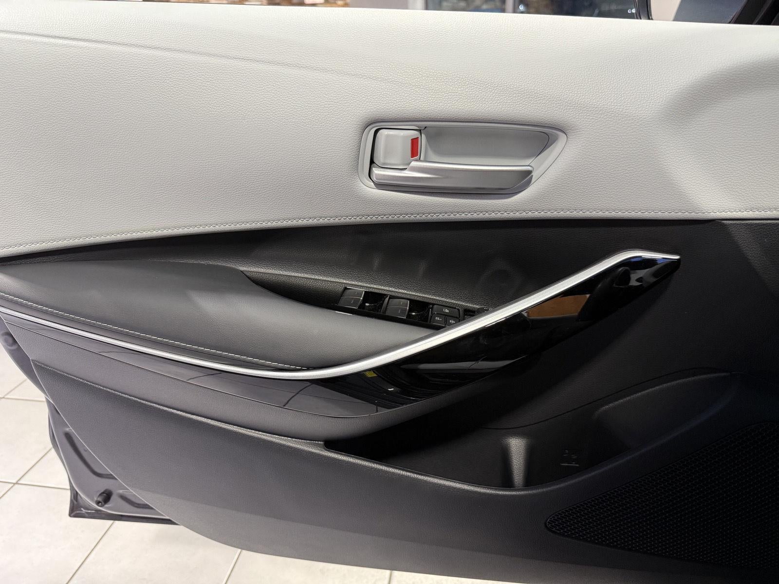 2024 Toyota Corolla Hatchback XSE