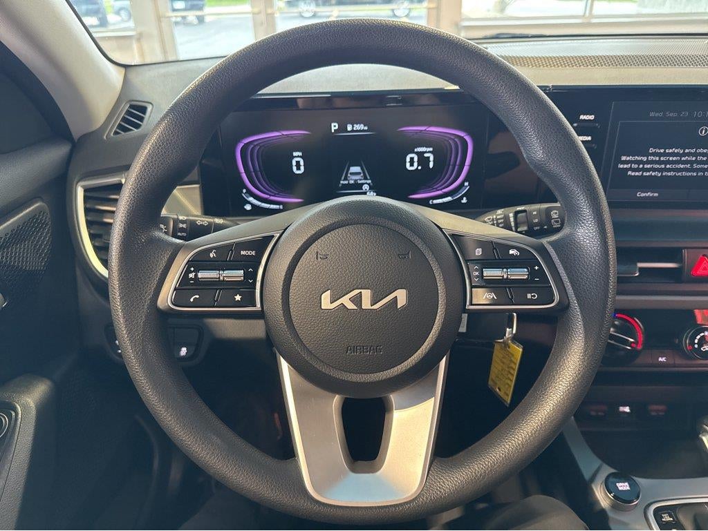 2025 Kia Seltos LX