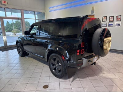 2024 Land Rover Defender X-Dynamic SE