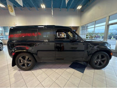 2024 Land Rover Defender X-Dynamic SE