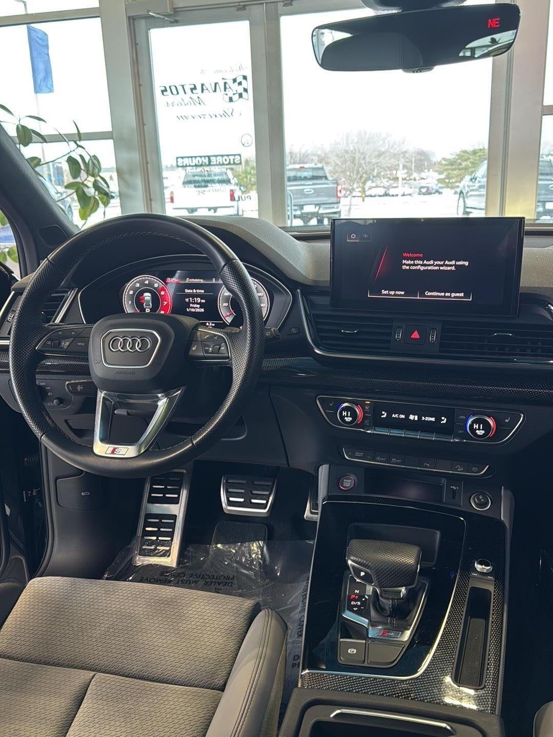 2022 Audi SQ5 Premium Plus