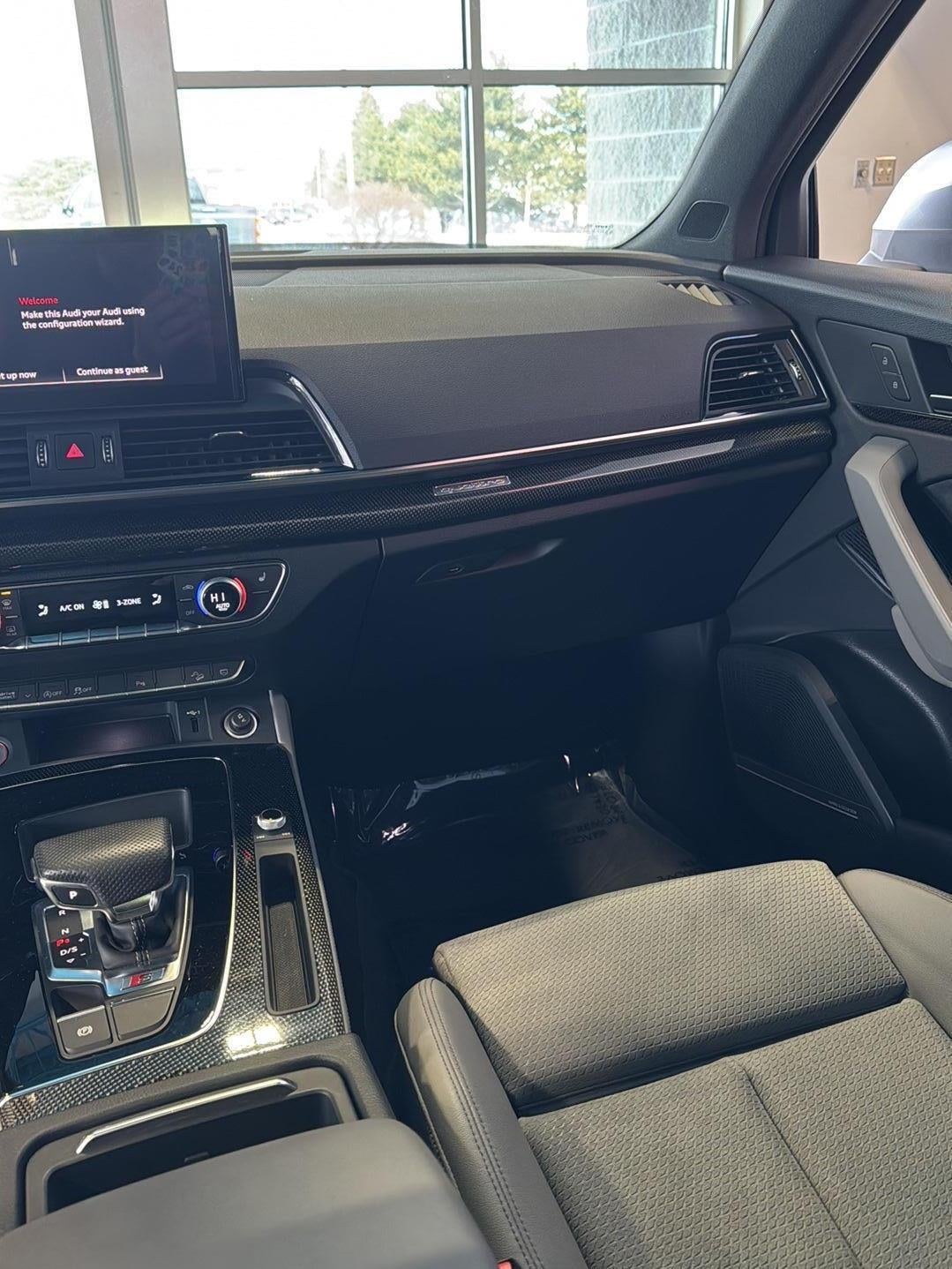 2022 Audi SQ5 Premium Plus