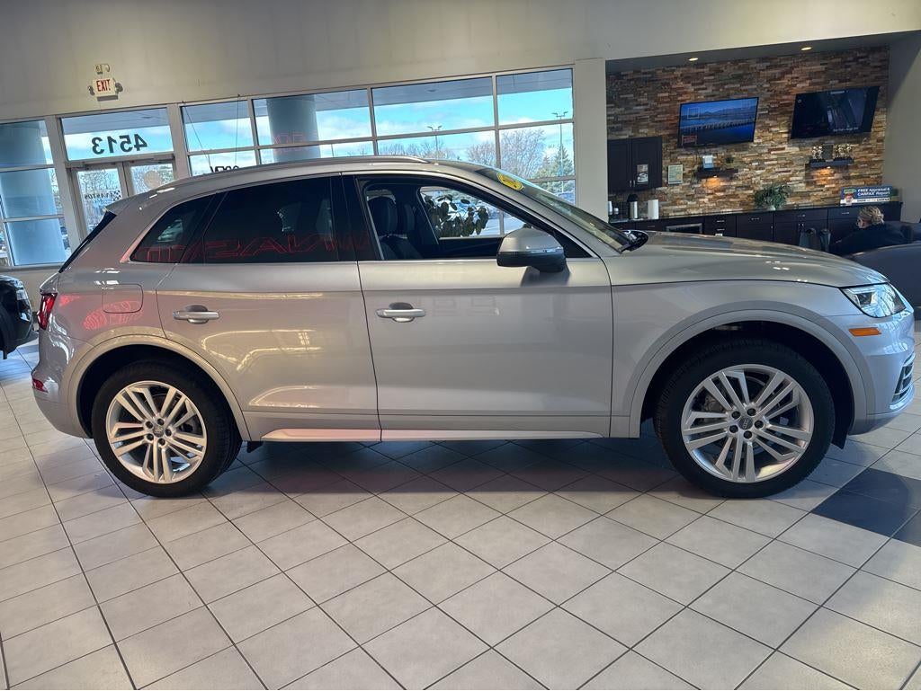 2020 Audi Q5 Premium Plus