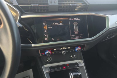 2021 Audi Q3 S line Premium