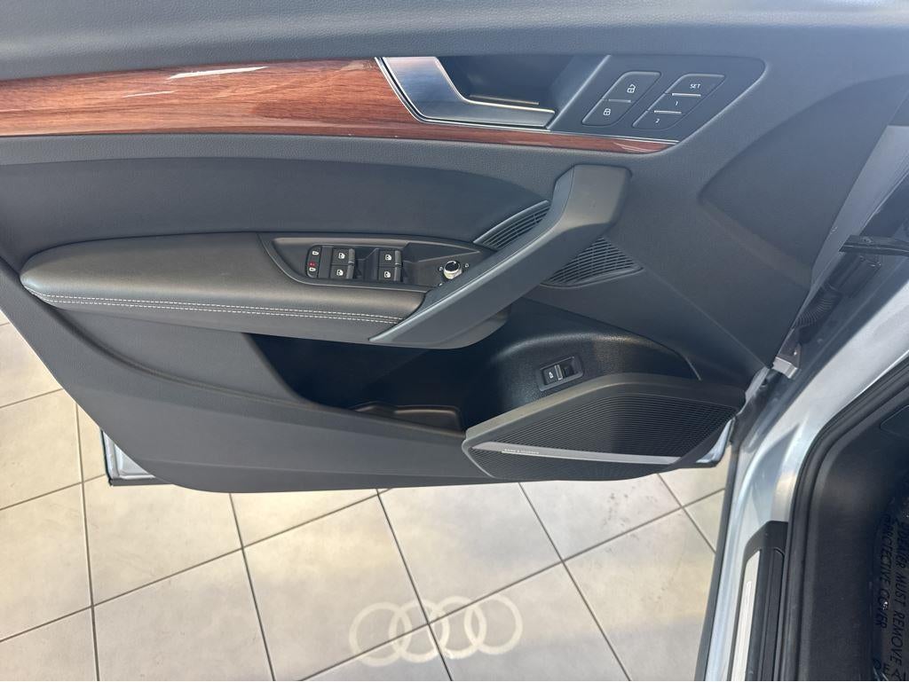 2023 Audi Q5 S line Premium Plus