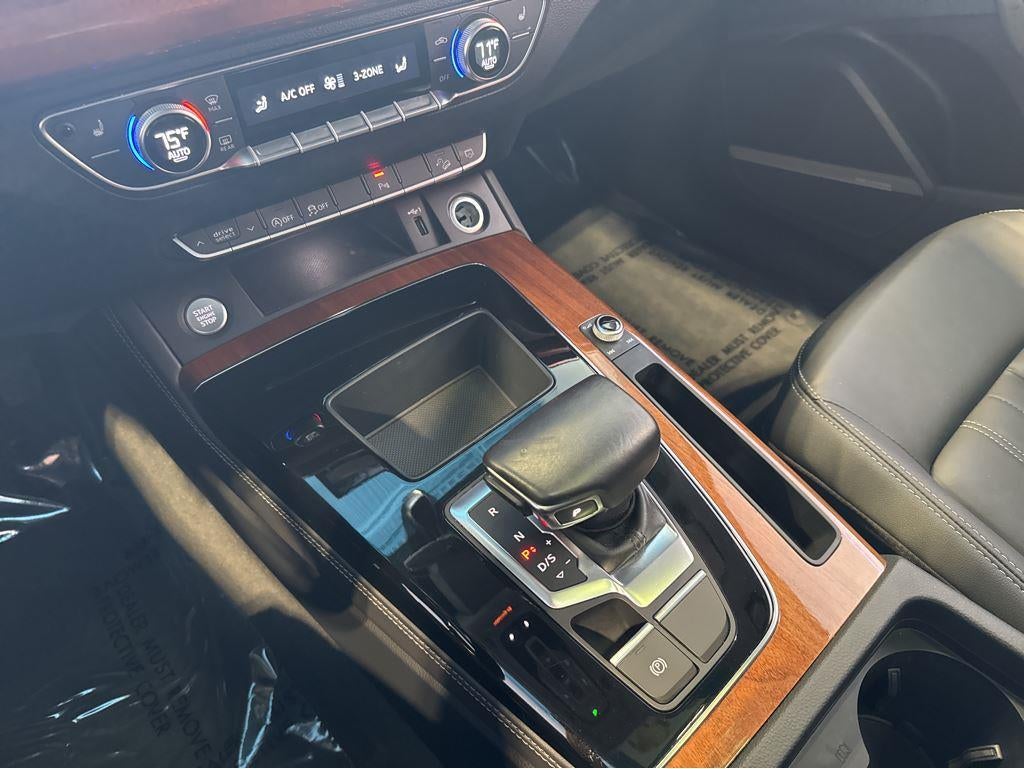 2023 Audi Q5 S line Premium Plus