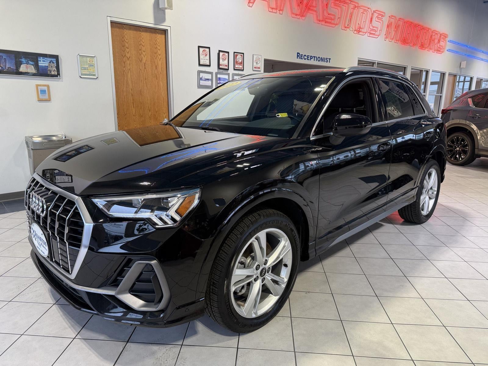 2022 Audi Q3 S line Premium Plus