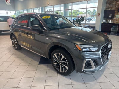 2022 Audi Q5 S line Premium