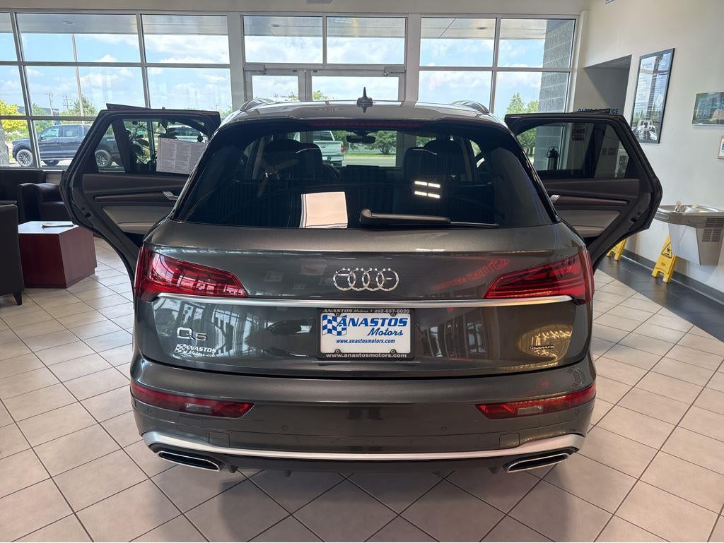 2022 Audi Q5 S line Premium