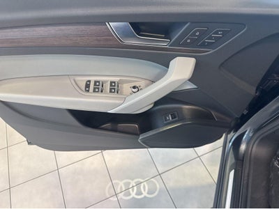 2022 Audi Q5 S line Premium