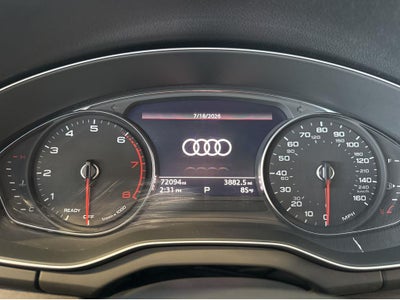 2022 Audi Q5 S line Premium