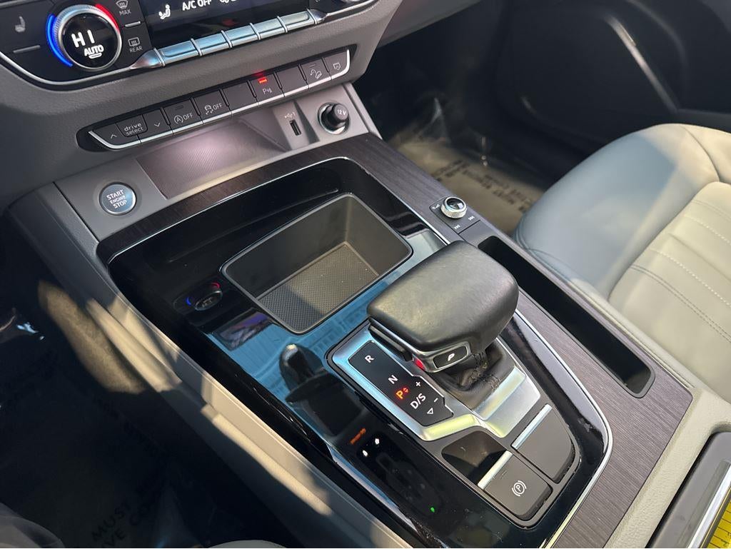2022 Audi Q5 S line Premium