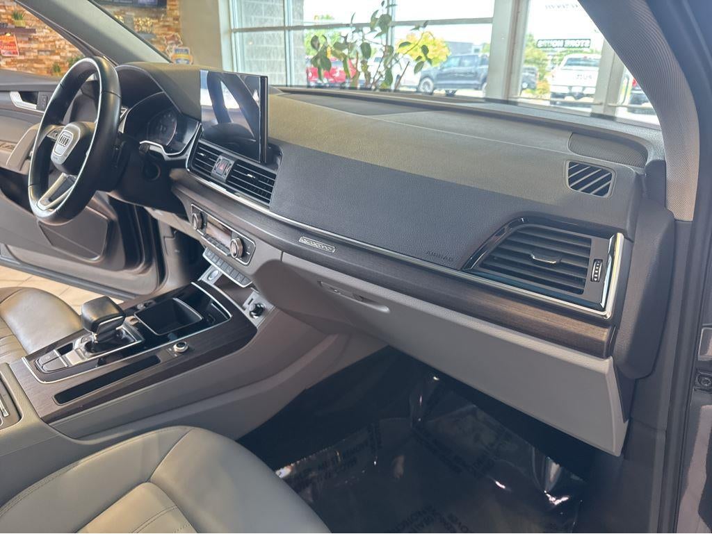 2022 Audi Q5 S line Premium