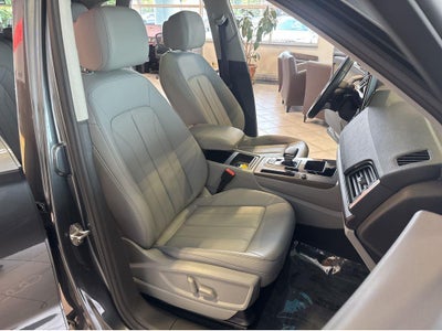 2022 Audi Q5 S line Premium