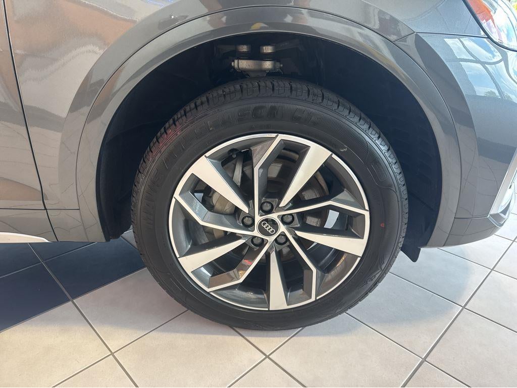 2022 Audi Q5 S line Premium