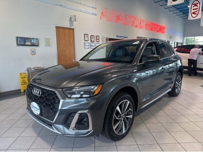 2022 Audi Q5 S line Premium