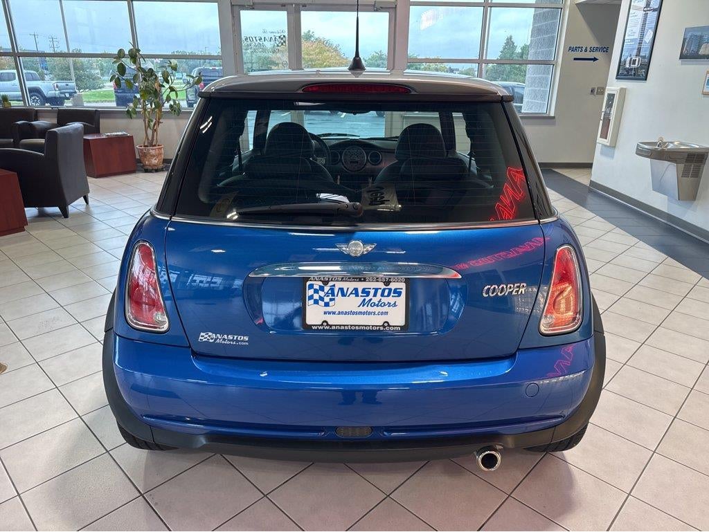 2006 MINI Cooper Hardtop Base