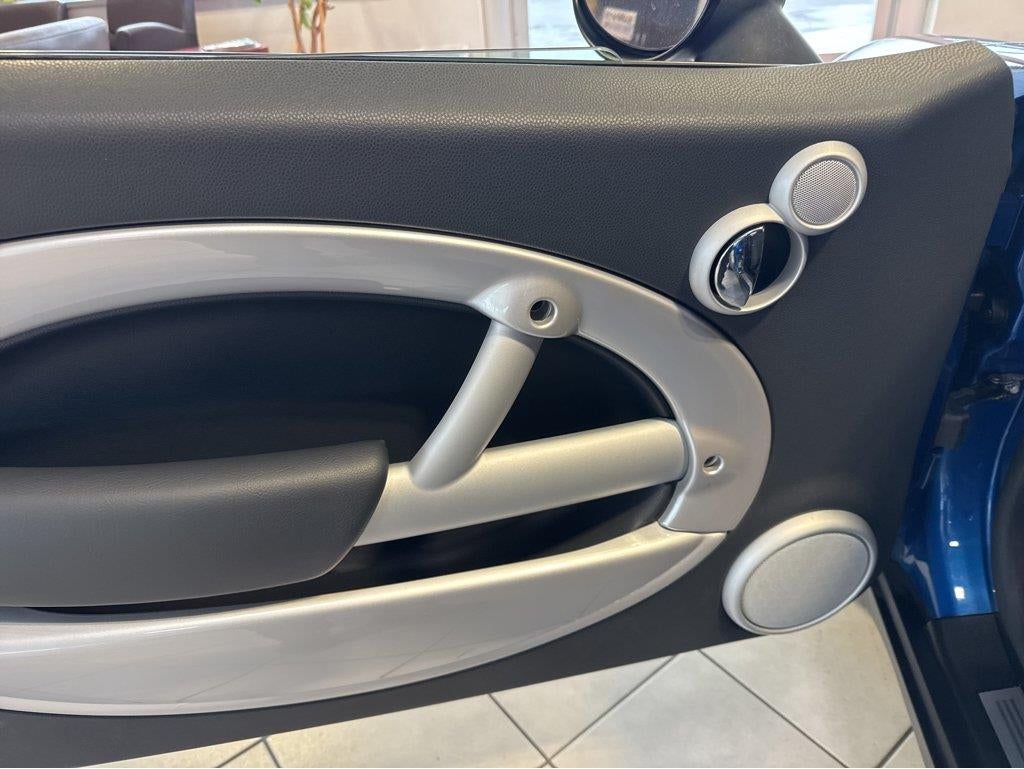2006 MINI Cooper Hardtop Base