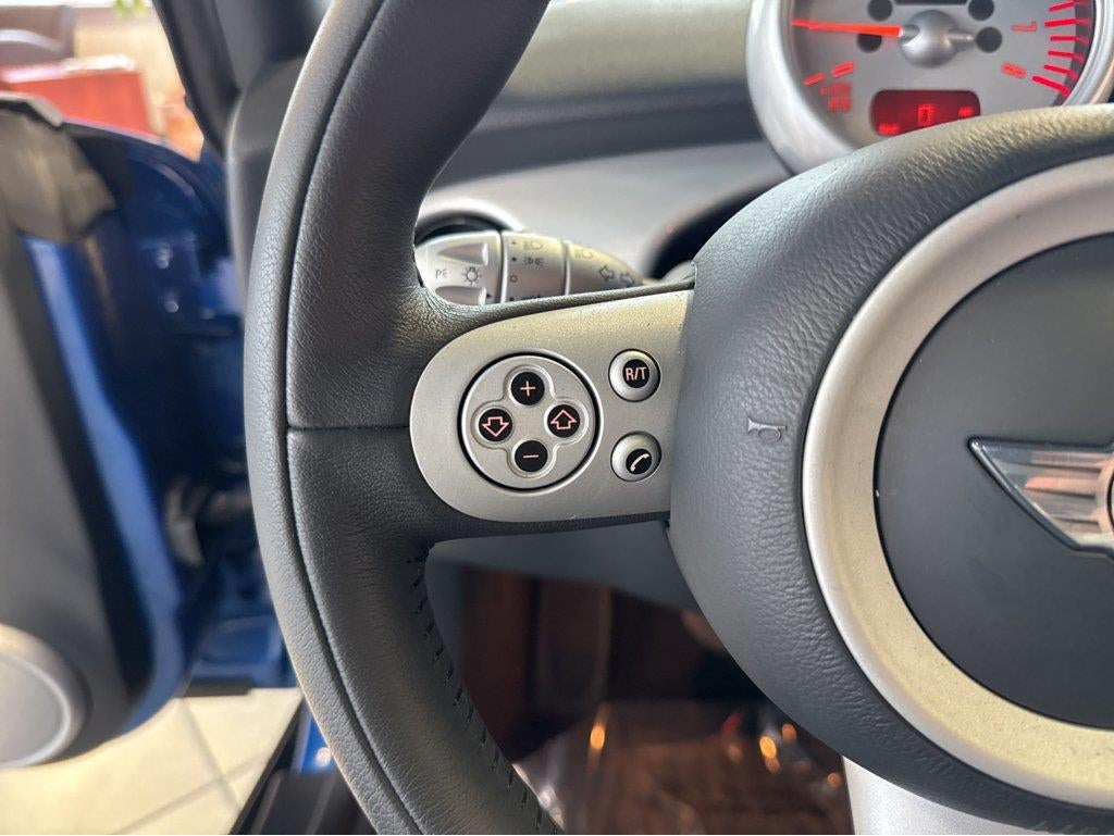 2006 MINI Cooper Hardtop Base