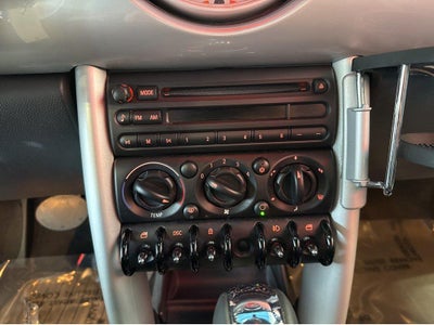 2006 MINI Cooper Hardtop Base