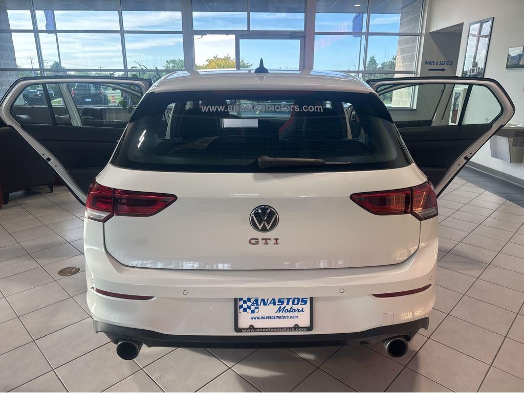 2024 Volkswagen Golf GTI SE
